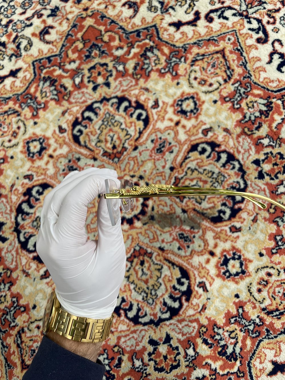 transparent "abu diktator" glasses