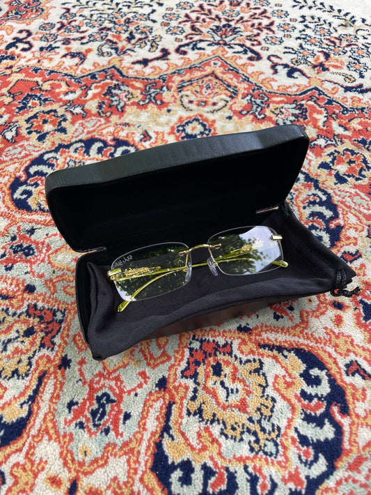 transparent "abu diktator" glasses